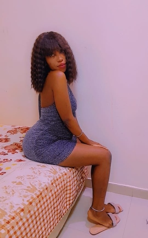 Experience Unforgettable Moments with Scarlett Rose Escort 1 Mis Fotos