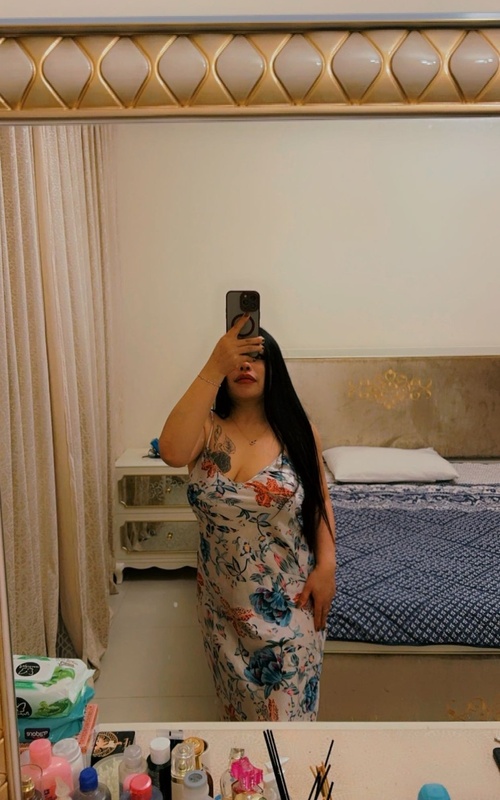 Experience Unforgettable Moments with Savannah Snow Tonight 2 Mis Fotos